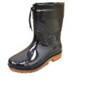 Black plastic men fashion rubber gumboot pvc gumboots with steel toe for industry and agriculture for africa